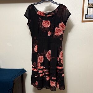 Eshakti Women’s Black and Pink Rose Dress Sz 12 custom Fit and Flare 🌷🌹
